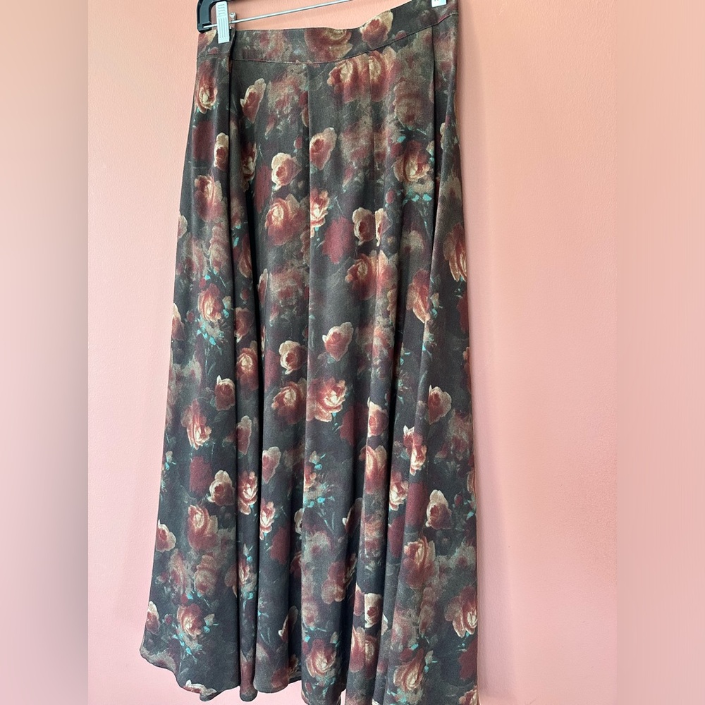 Authentic vintage Christian Dior Skirt. Pure wool size 10.